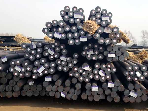 ����̼���